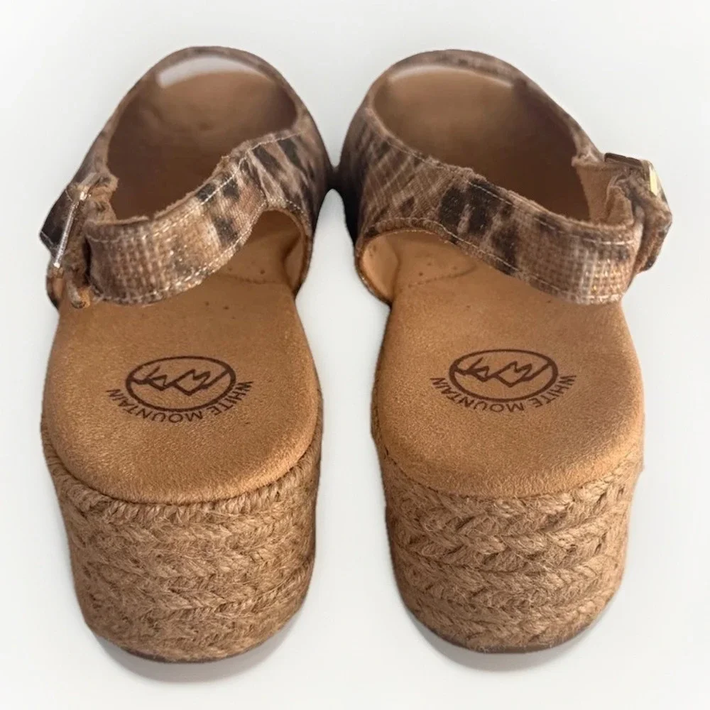 White Mountain Women's 10 Maize Leopard Fabric Peep Toe Espadrille Wedge Sandals